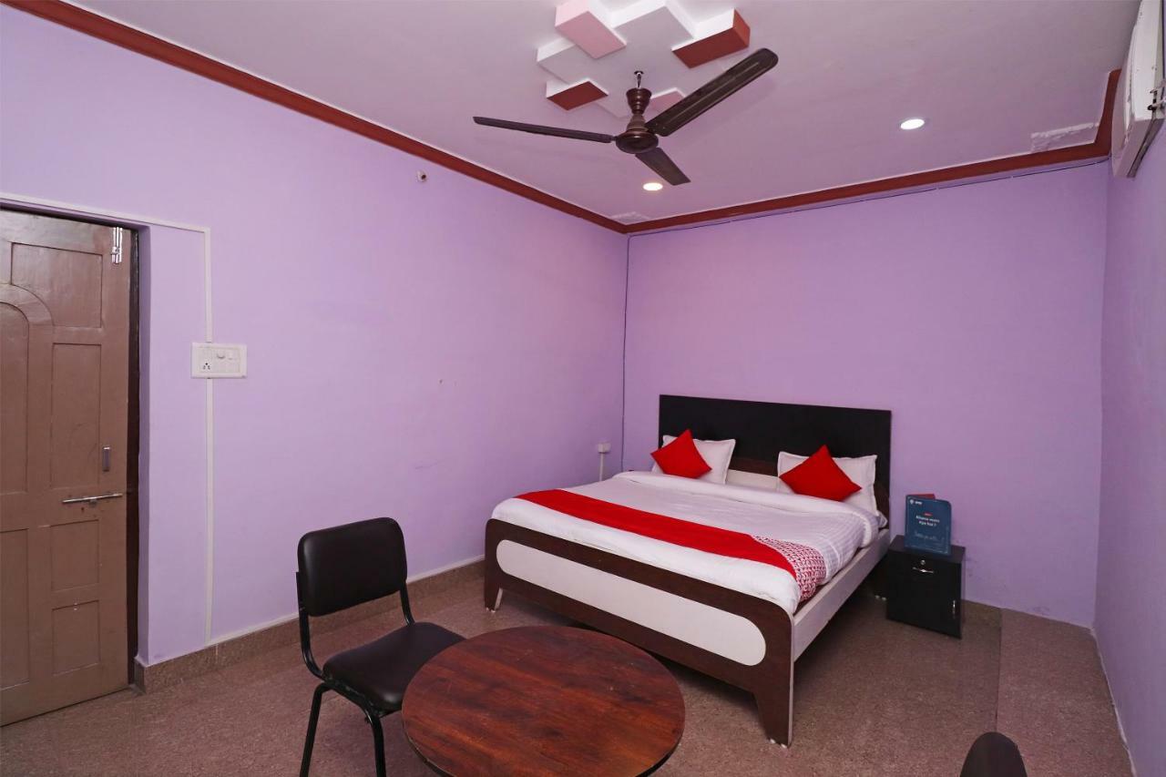 Oyo 31112 Hotel Abhinandan Palace Raipur  ภายนอก รูปภาพ