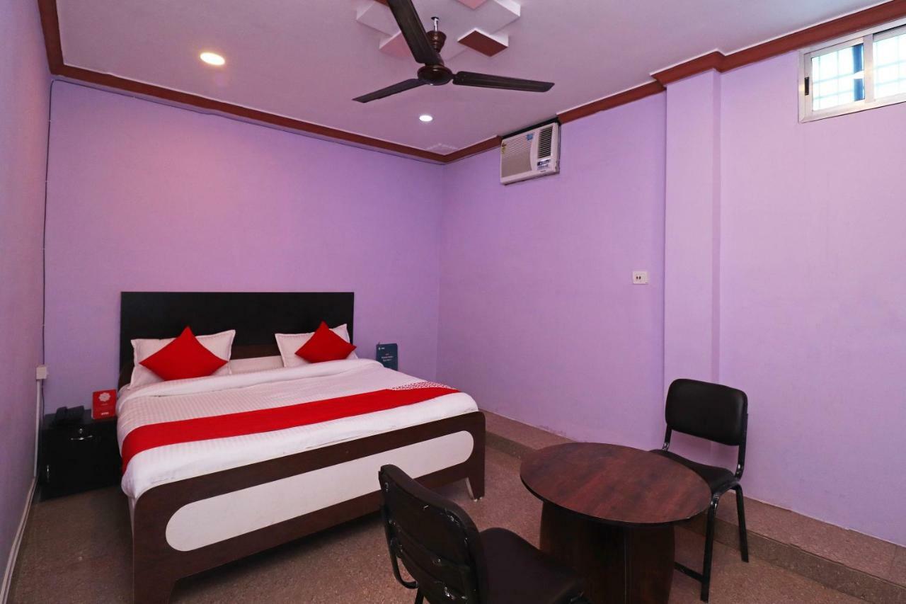 Oyo 31112 Hotel Abhinandan Palace Raipur  ภายนอก รูปภาพ